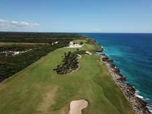 Oceans 4 Aerial 8th Split Fairway